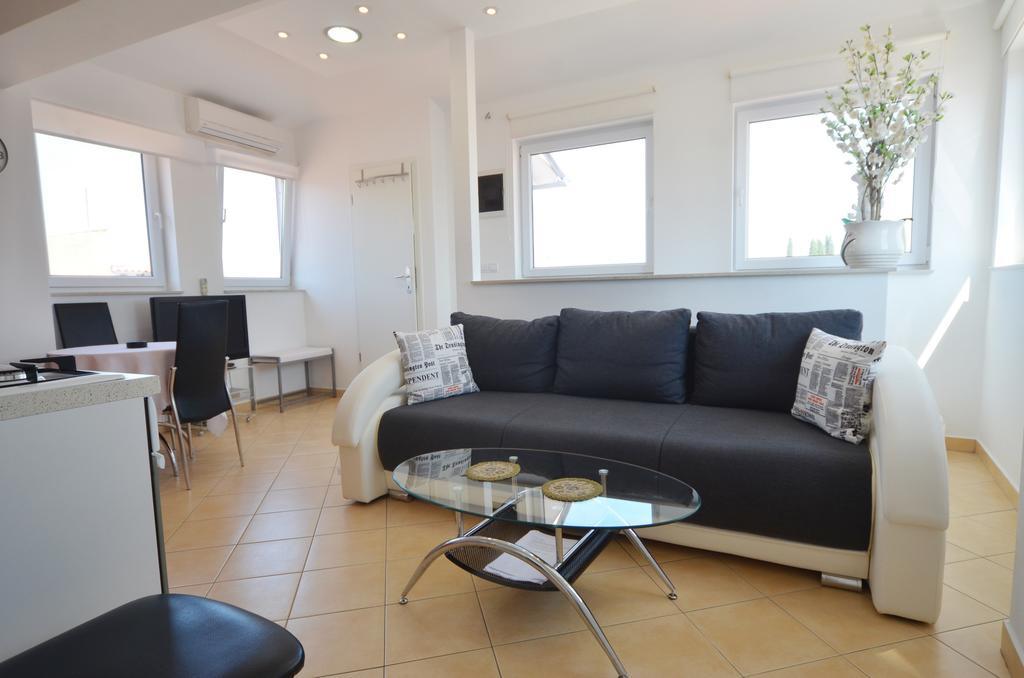 Apartment Zdenac Rovinj Exterior photo